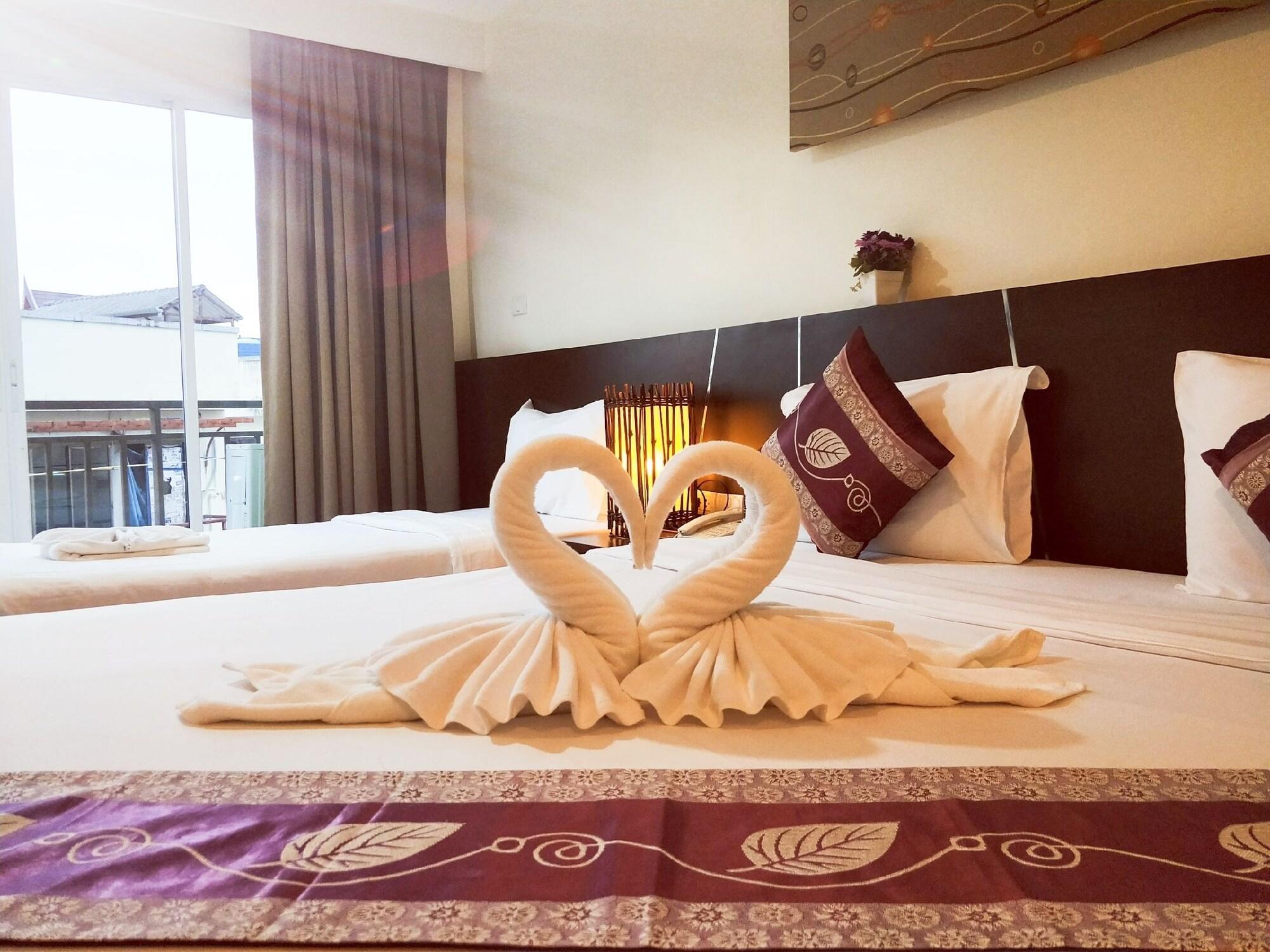 Pimrada Hotel Patong Ngoại thất bức ảnh