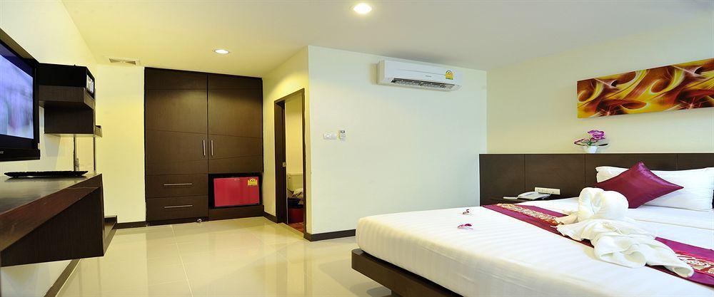 Pimrada Hotel Patong Ngoại thất bức ảnh