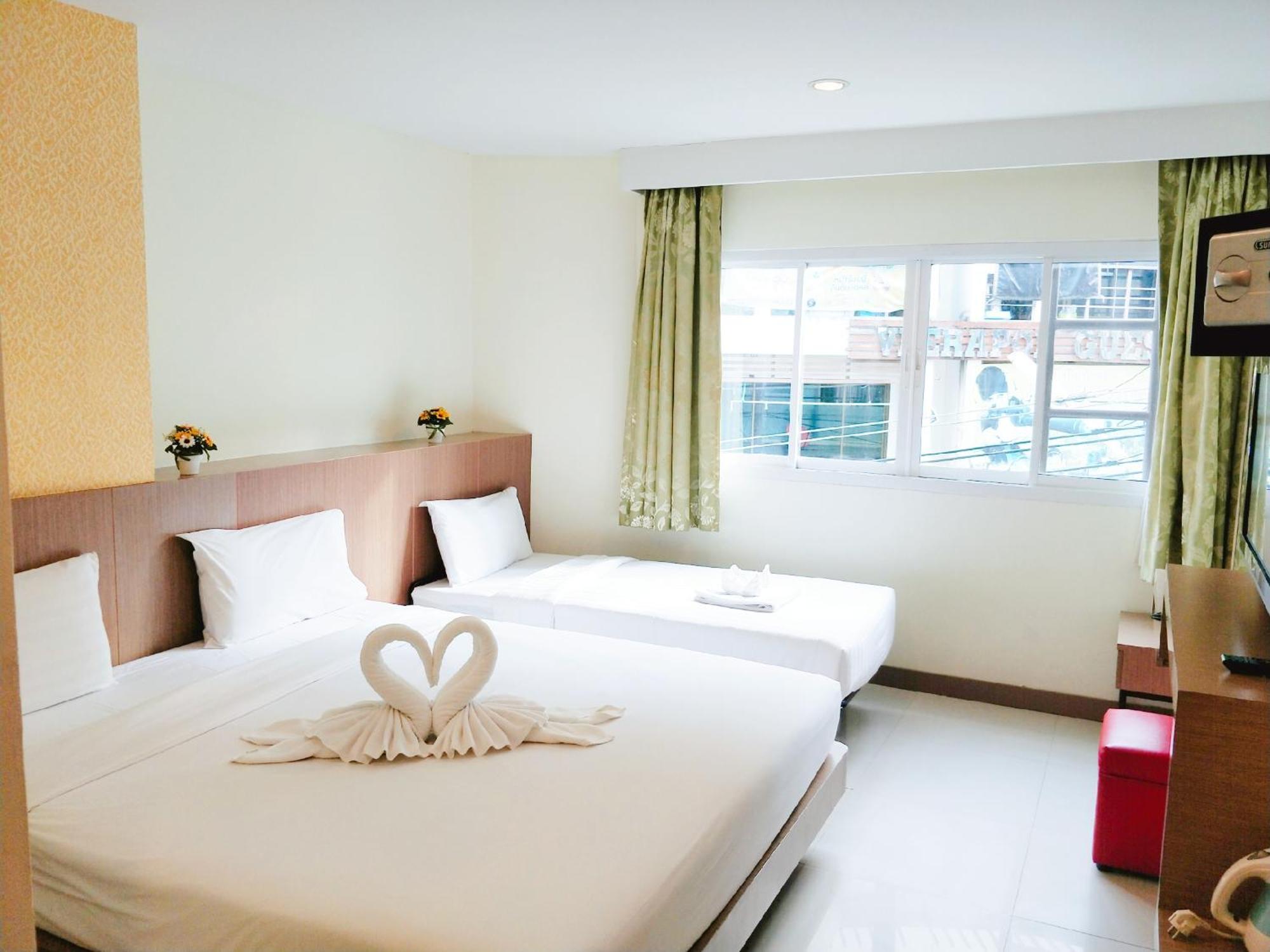 Pimrada Hotel Patong Ngoại thất bức ảnh