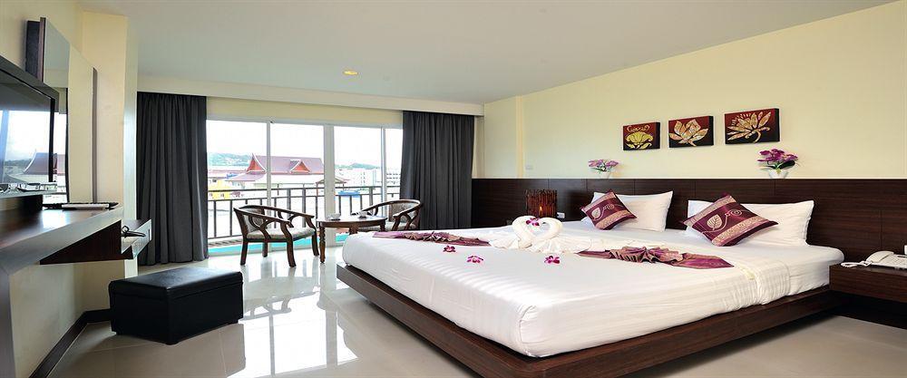 Pimrada Hotel Patong Ngoại thất bức ảnh